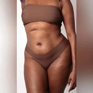 NWT lot of 2 Nubian Skin berry light Naked perfect thong panty underwear XXL